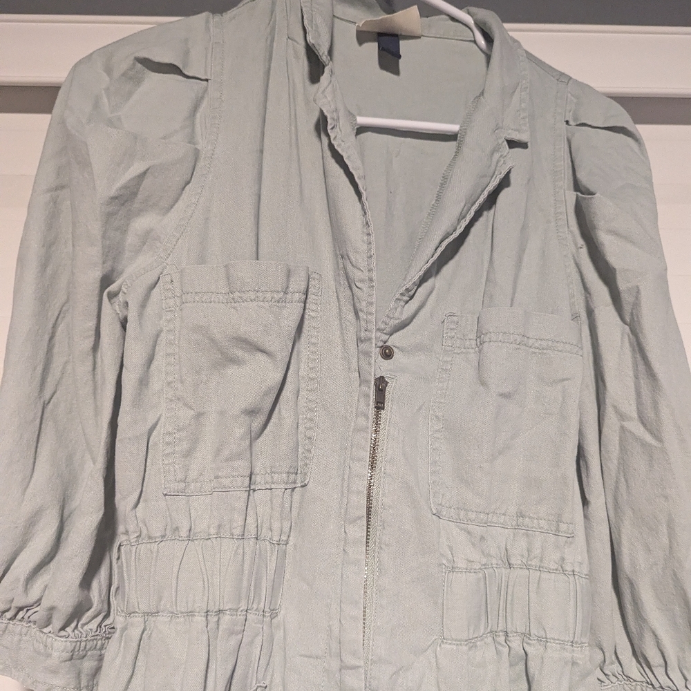 Universal Thread Puff Sleeve Collared Boiler Utility Jumpsuit, Mint - Size 4 - Picture 2 of 7